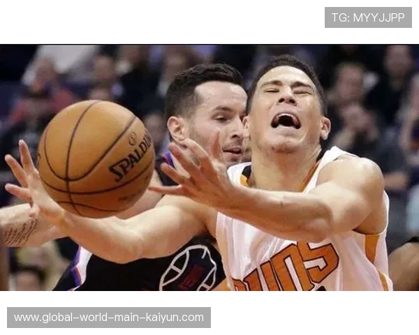 太阳残阵进攻发起方式 吉莱斯皮与邓恩高位挡拆替代布克作用 太阳残阵进攻发起方式 吉莱斯皮与邓恩高位挡拆替代布克作用